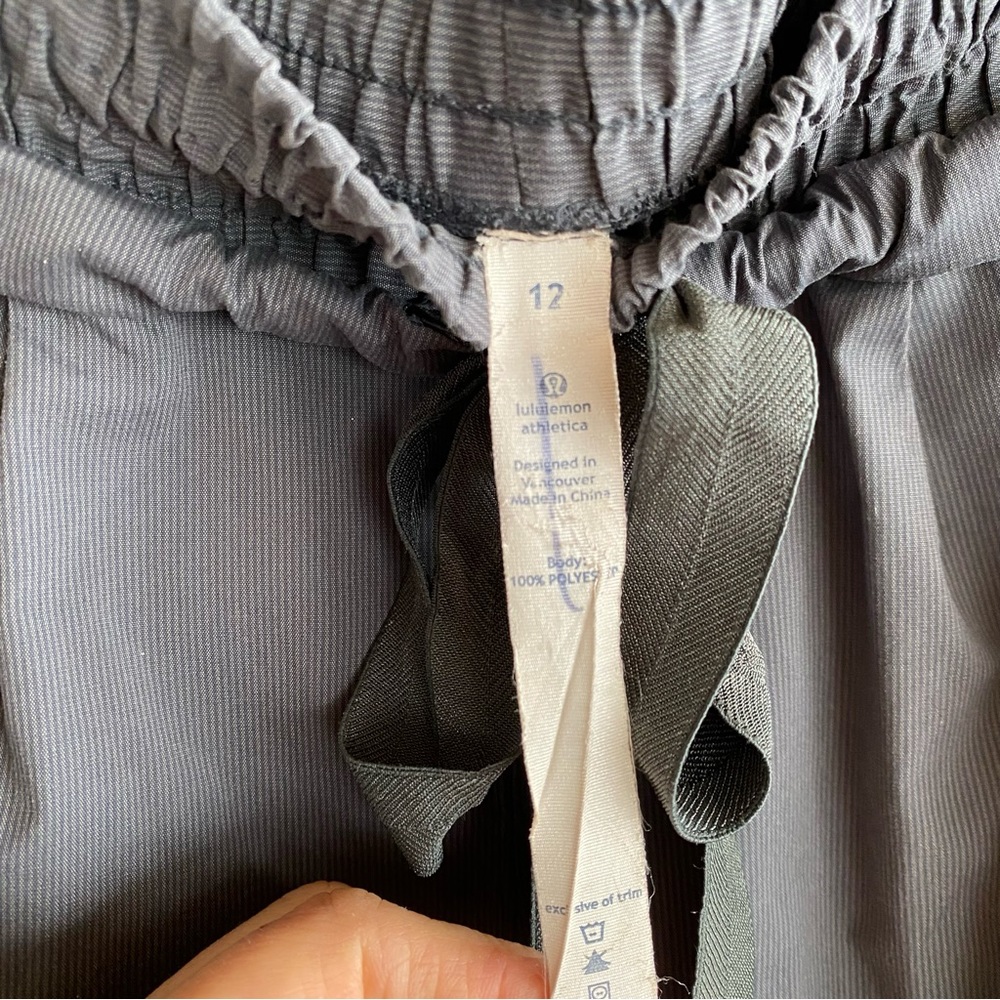Lululemon athletica Wide Leg High Waisted Studio Pant Grey 12 - Picture 5 of 11